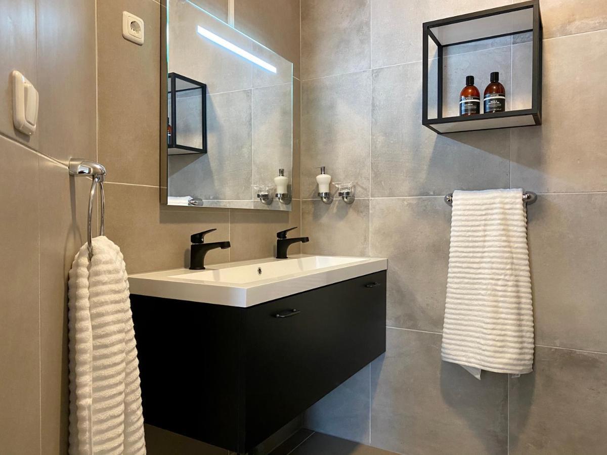 Het Hoekje - 2 Bedroom Family Friendly City Home Γκρόνιγκεν Εξωτερικό φωτογραφία