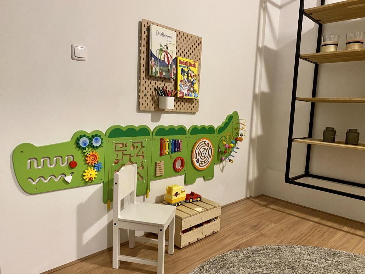 Het Hoekje - 2 Bedroom Family Friendly City Home Γκρόνιγκεν Εξωτερικό φωτογραφία